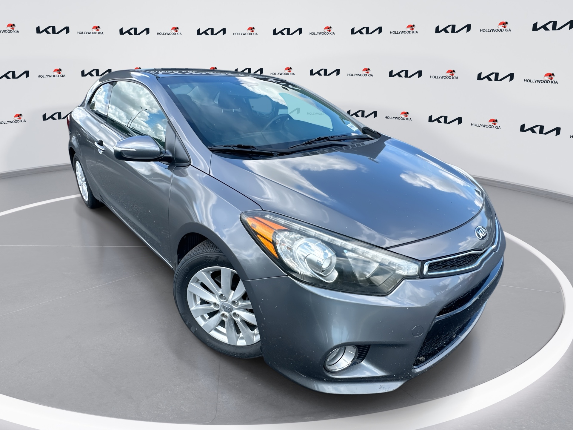 Pre-Owned 2016 Kia Forte Koup EX